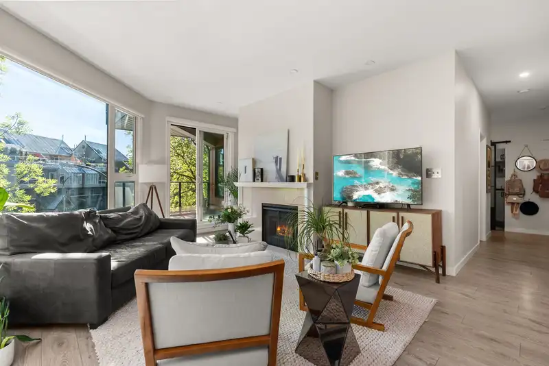 301 1150 QUAYSIDE DRIVE - photo 2 of 40