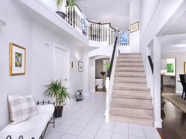1632 138B STREET - photo 2 of 29