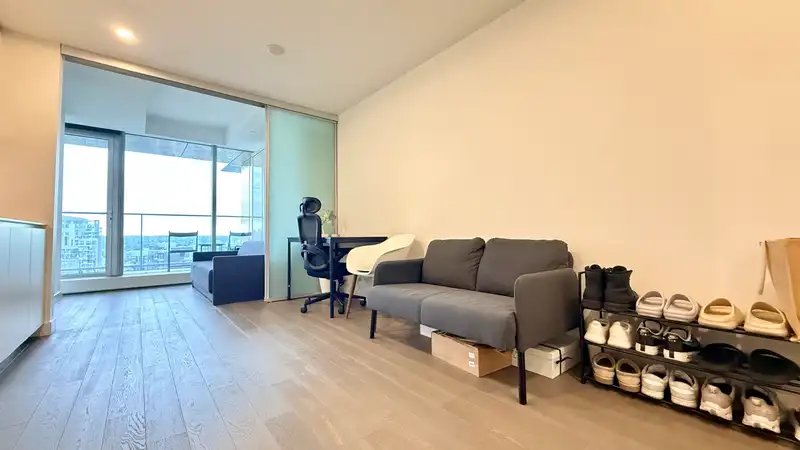 3908 1480 HOWE STREET - photo 2 of 13