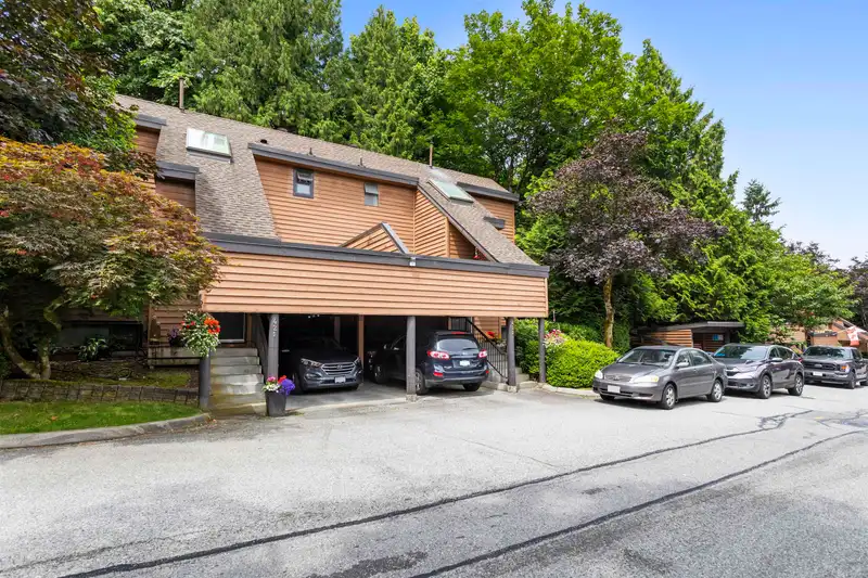 423 CAMBRIDGE WAY - photo 1 of 35