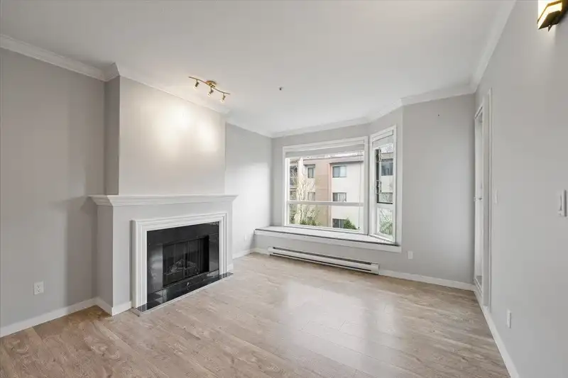 204 8680 LANSDOWNE ROAD - photo 2 of 27