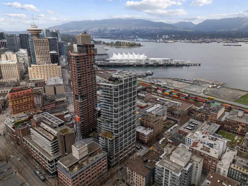 1401 108 W CORDOVA STREET - photo 2 of 25