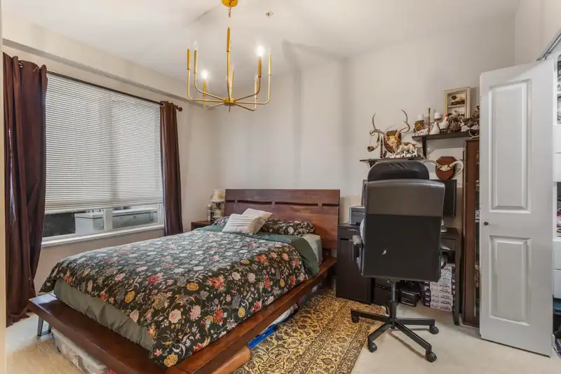 418 2651 LIBRARY LANE - photo 2 of 30
