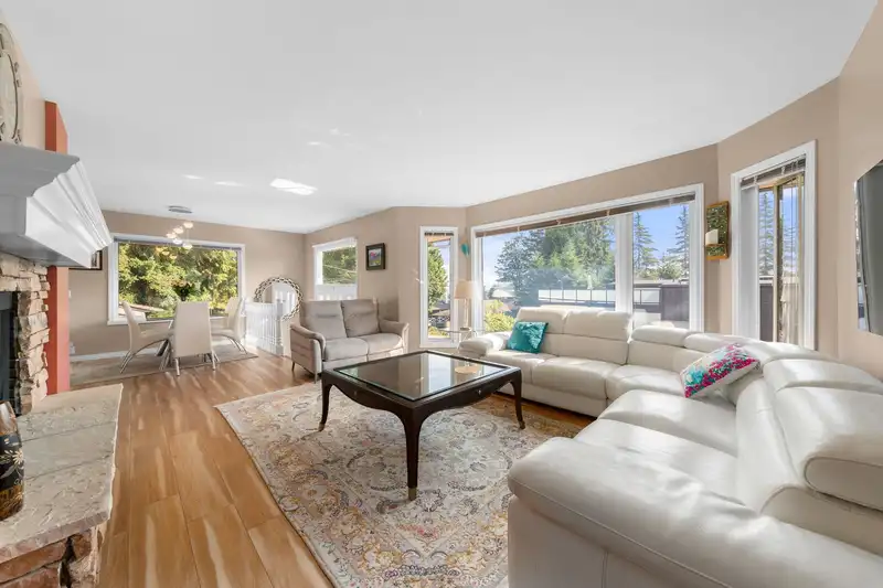 1025 BEAUFORT ROAD - photo 2 of 37
