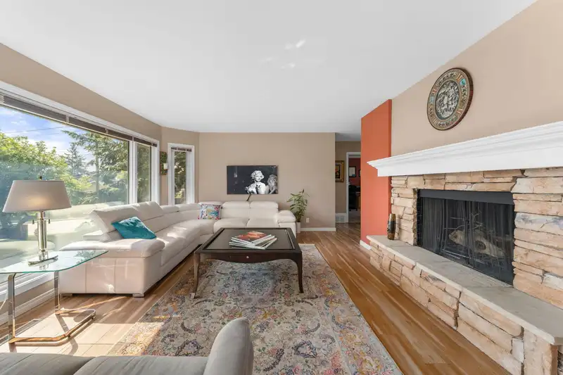 1025 BEAUFORT ROAD - photo 3 of 37