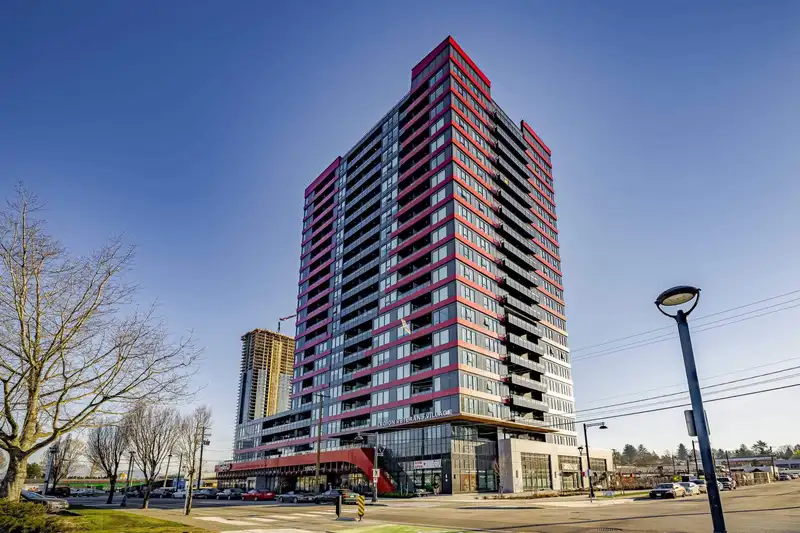 1301 10626 CITY PARKWAY - photo 1 of 18