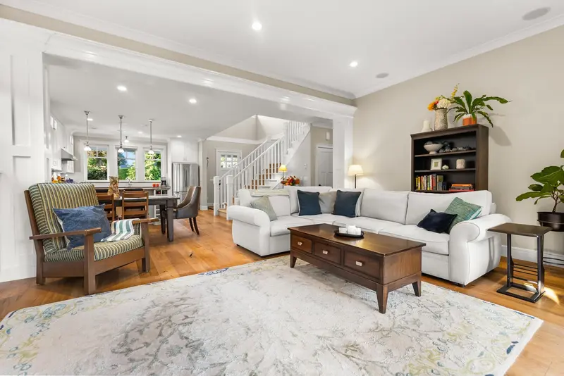 4896 12 AVENUE - photo 3 of 25