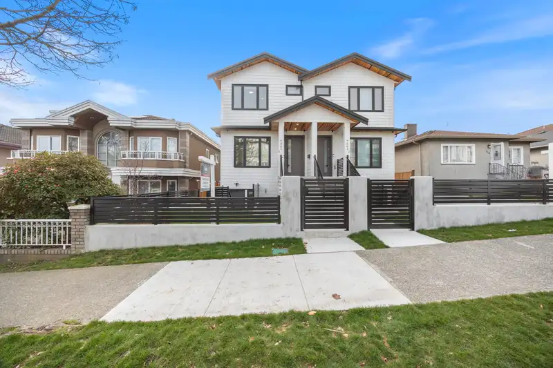 1 7361 FRASER STREET - photo 1 of 40