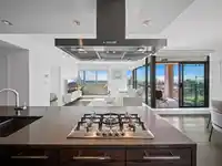 1701 5782 BERTON AVENUE - thumbnail 6
