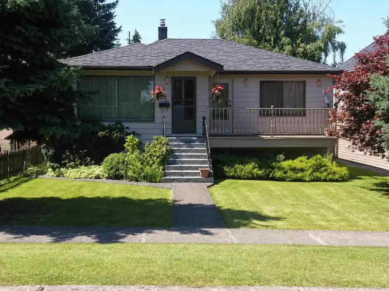 730 COLBORNE STREET - photo 1 of 1