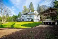 21489 CHERRY PLACE - thumbnail 2