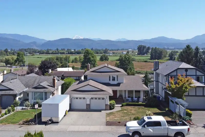 35454 STAFFORD PLACE - photo 1 of 32