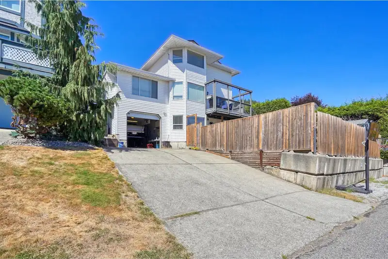 35454 STAFFORD PLACE - photo 2 of 32