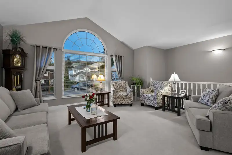 34946 MILLAR CRESCENT - photo 4 of 40