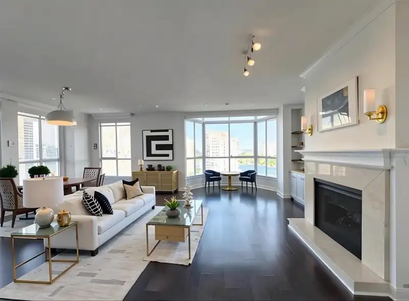 2304 1500 HOWE STREET - photo 1 of 40
