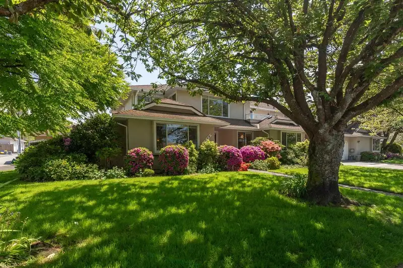 3 1716 MAHON AVENUE - photo 2 of 40