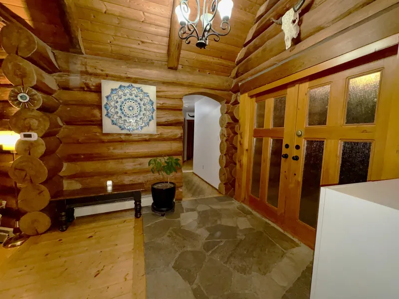 12712 CATHY CRESCENT - photo 4 of 18