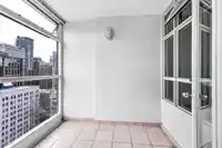 2010 438 SEYMOUR STREET - thumbnail 12