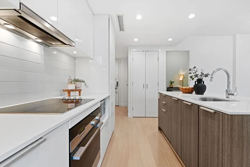 1106 1308 HORNBY STREET - photo 1 of 25