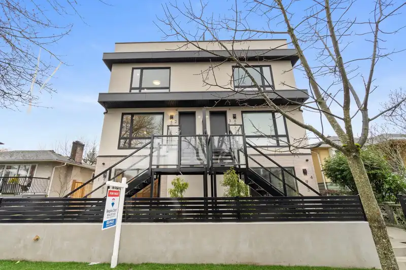 4 4963 CHESTER STREET - photo 1 of 20