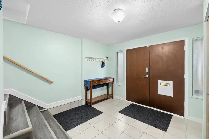 8225 18TH AVENUE - photo 2 of 29