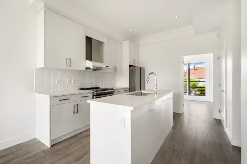 5043 CHAMBERS STREET - photo 4 of 29