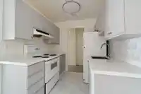 218 7591 MOFFATT ROAD - thumbnail 9