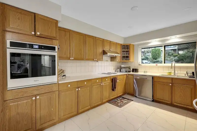 7985 MODESTO DRIVE - photo 4 of 33