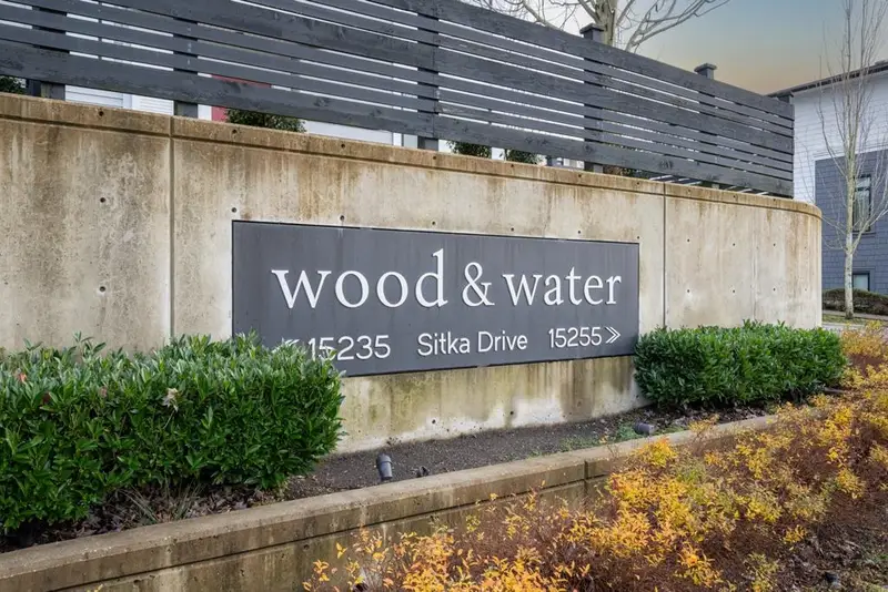 109 15235 SITKA DRIVE - photo 3 of 25