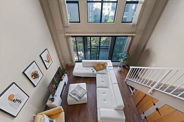 409 22 E CORDOVA STREET - photo 1 of 29