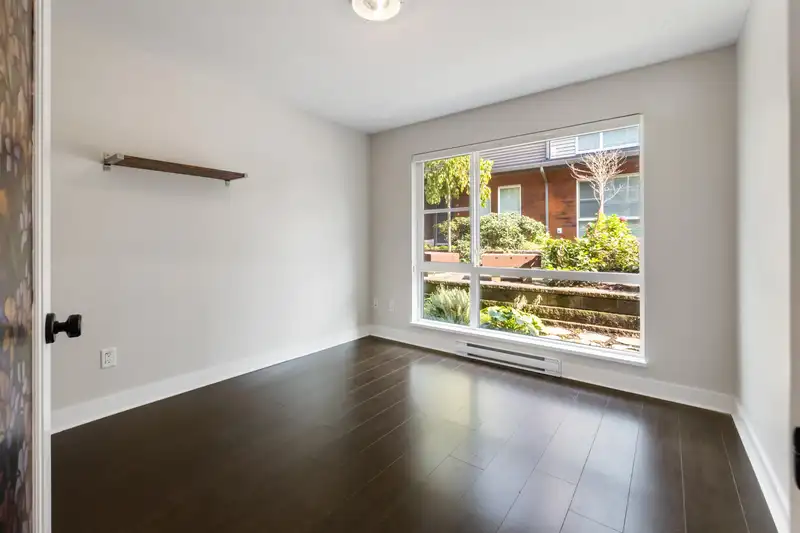 6 16223 23A AVENUE - photo 3 of 40