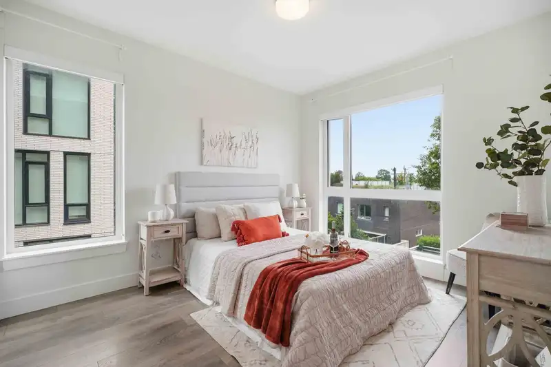 515 8580 RIVER DISTRICT CROSSING - photo 3 of 30