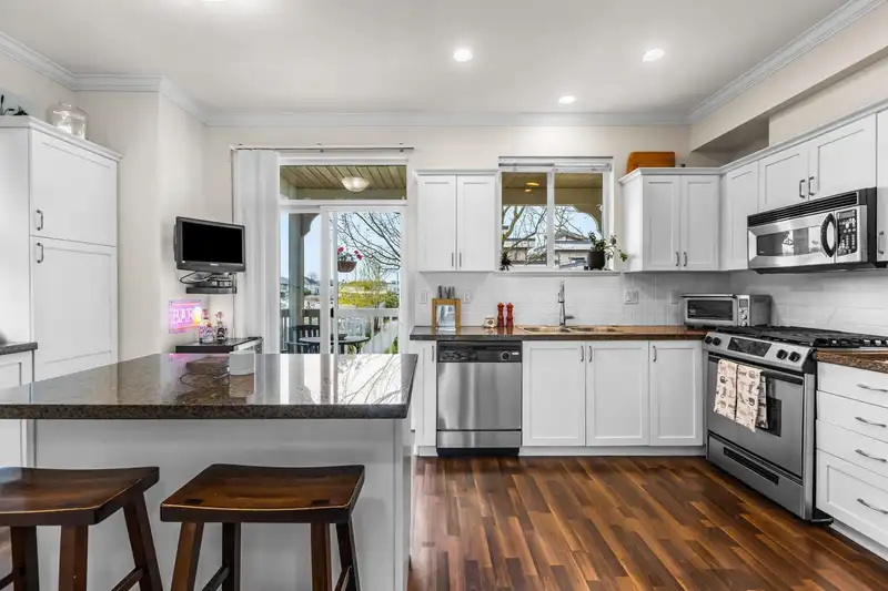 14 12311 NO. 2 ROAD - photo 3 of 40