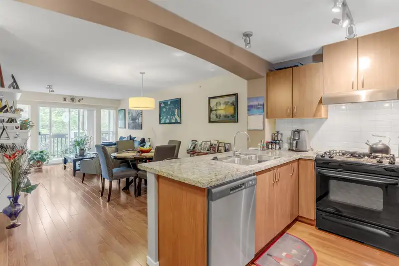 411 3082 DAYANEE SPRINGS BOULEVARD - photo 3 of 25