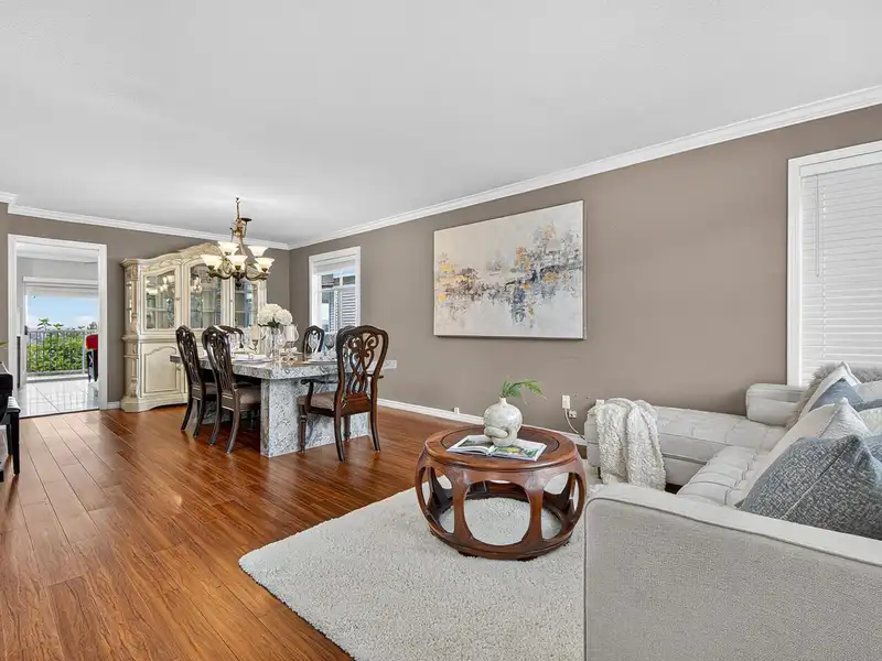 3312 GROSVENOR PLACE - photo 4 of 26
