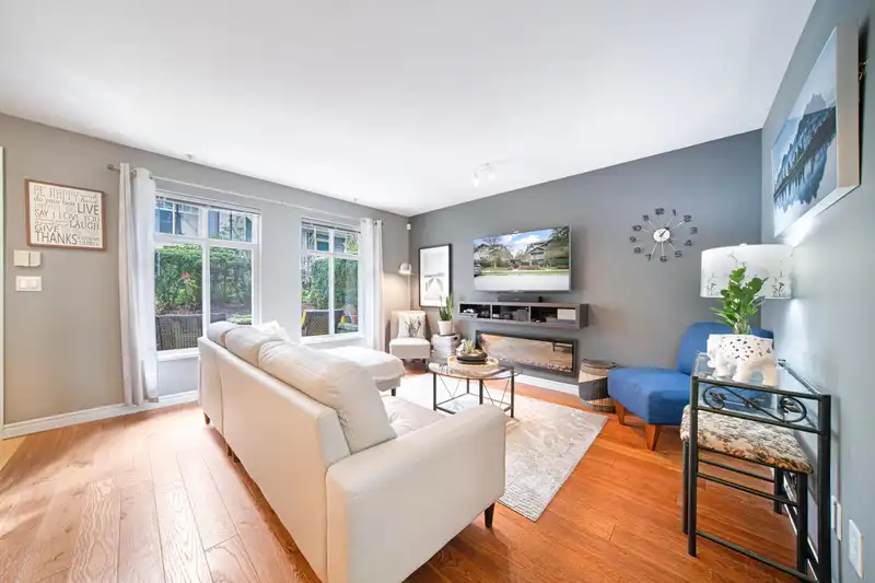 50 7488 SOUTHWYNDE AVENUE - photo 2 of 25