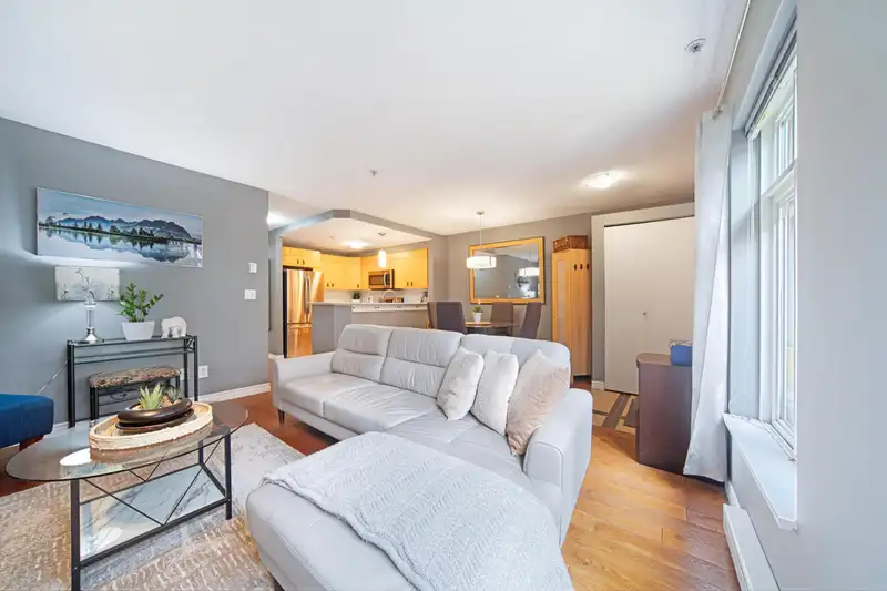 50 7488 SOUTHWYNDE AVENUE - photo 3 of 25