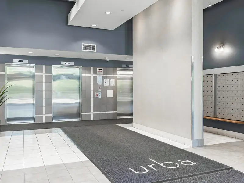 401 5380 OBEN STREET - photo 2 of 21