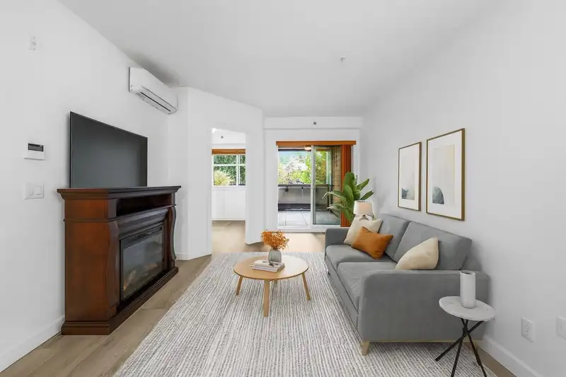 202 20376 86 AVENUE - photo 1 of 31