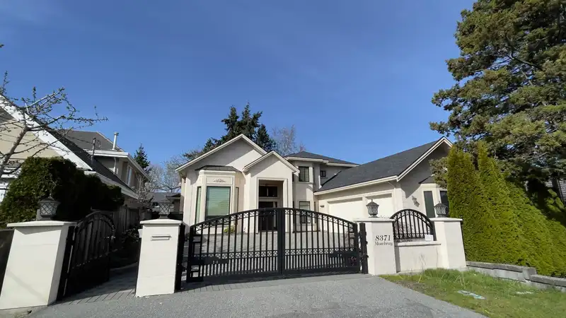 8371 MOWBRAY ROAD - photo 1 of 29