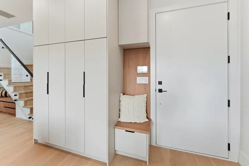 2 3218 W 38TH AVENUE - photo 4 of 25