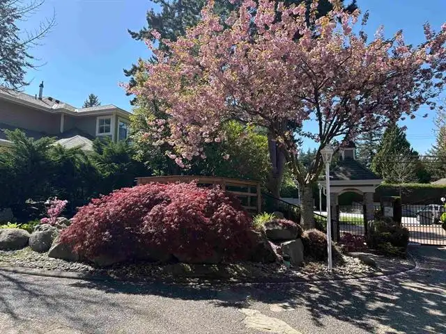 67 2500 152 STREET - photo 1 of 40
