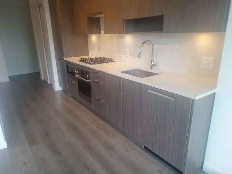 306 13350 CENTRAL AVENUE - photo 3 of 9