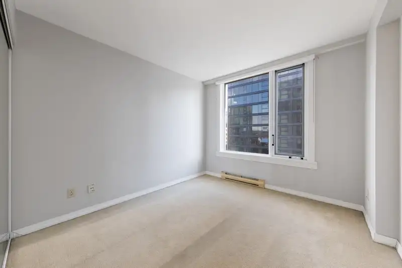 1003 888 PACIFIC STREET - photo 4 of 34