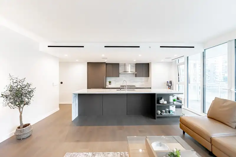 1502 1335 HOWE STREET - photo 4 of 25