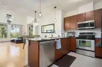 418 10180 153 STREET - thumbnail 2