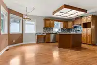 1548 CANTERBURY DRIVE - thumbnail 12
