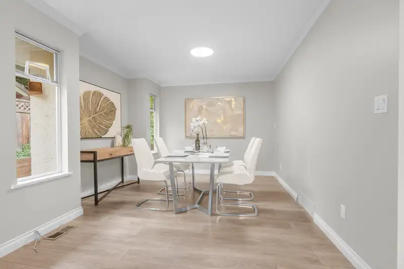 3595 WELLINGTON CRESCENT - photo 4 of 35