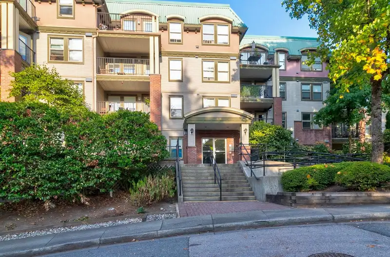 101 1591 BOOTH AVENUE - photo 1 of 32