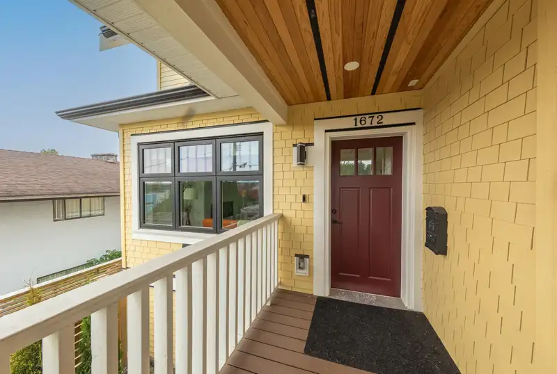 1672 E 15TH AVENUE - photo 2 of 30